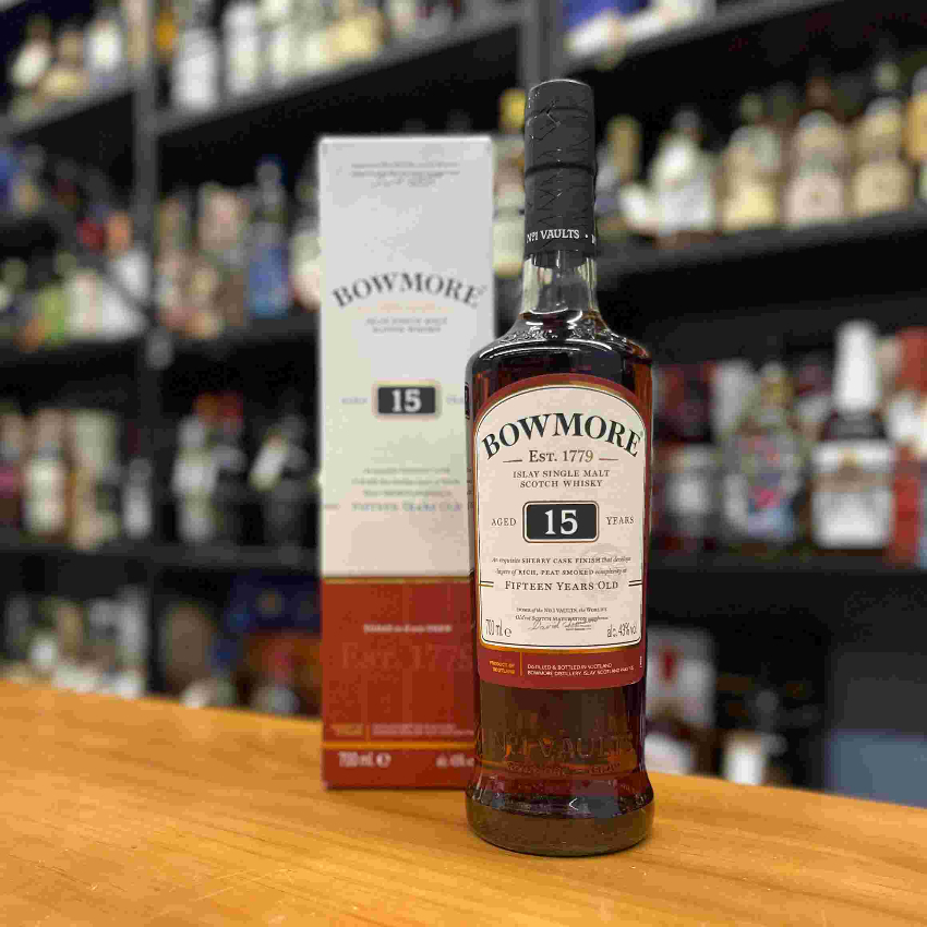 Bowmore 15 Single Malt Scotch Whisky 單一麥芽威士忌